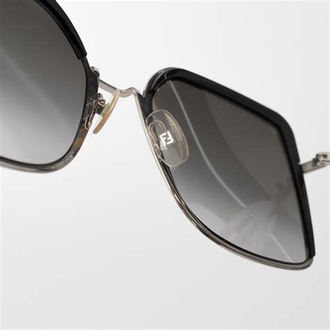 óculos fendi quadrado|Sunglasses .